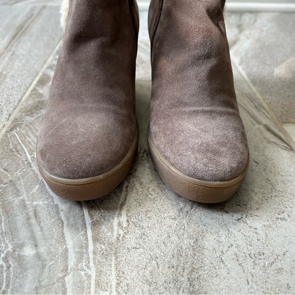 Aquatalia Cameron Waterproof Faux-Fur Trimmed Suede Wedge Bootie, Size 9.5 Women - Picture 4 of 11